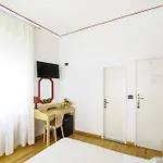 Paradiso Hotel 3*