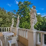 فندق Paradiso
