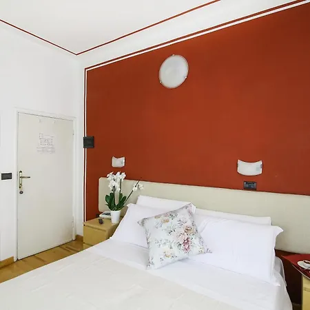 Otel Paradiso