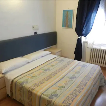 Paradiso 호텔 몬텔루코