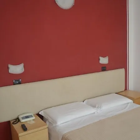 Hotel Paradiso