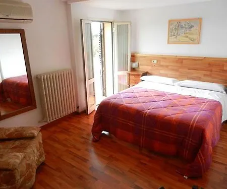 Paradiso 3*